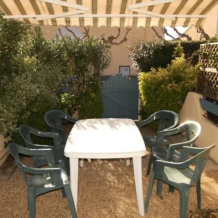 Belle - 3 Pieces 6 Couchages Port Leucate. Ref: 3bp_8e Mae-5204 Villa *